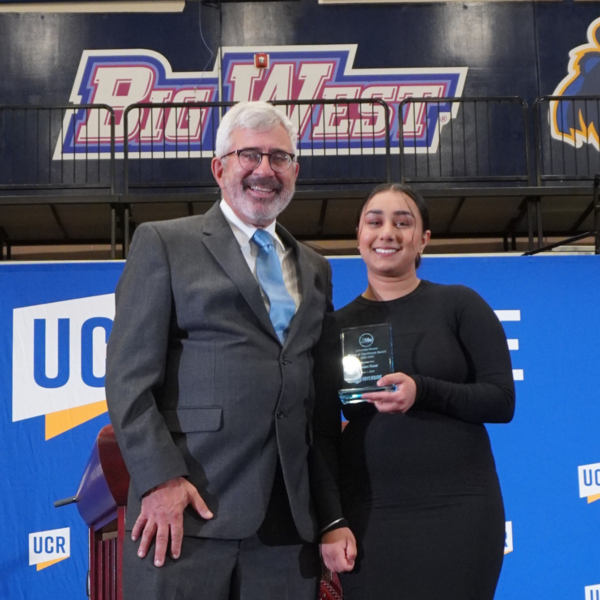 Pillars of Excellence Award recipient Emaan Kaur pictured with University Honors Faculty Director